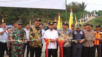 Gubernur Sulsel Resmikan Jembatan Lanrange di Wajo