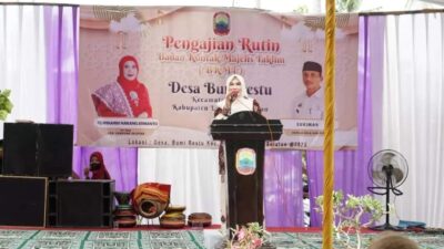 Hj Winarni Nanang Hermanto, Hadiri Pengajian Bulanan (BKMT)