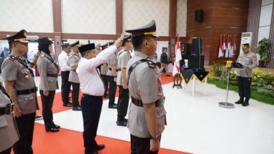 Kapolres Metro Bekasi Pimpin Serah Terima Jabatan Pejabat Utama