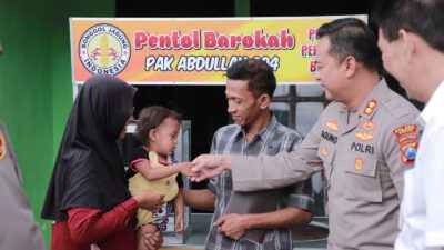 Bersama Bonggol Jagung Indonesia, Kapolres Kediri Salurkan Bantuan Gerobak Dagang Ke Pelaku UMKM