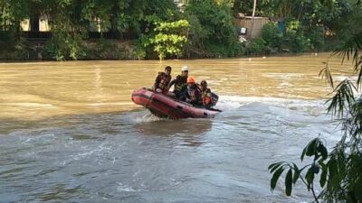 Belum di Ketemukan, Tim Sar Gabungan Terus Mencari Pria Yang Tenggelam di Kali Bekasi