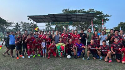 Jalin Sinergitas TNI-POLRI, Polresta Deli Serdang lakukan Pertandingan Persahabatan Sepak Bola Dengan Yonif 121/MK