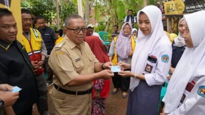 Serahkan Rumah ke Penerima Manfaat, Bupati Sukabumi : Semoga Berkah