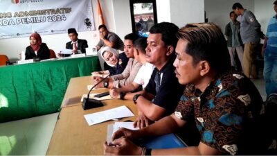 Ketua Majelis Pemeriksa Melanggar Asas Imparsialitas Sidang Sengketa Pemilu Di Kantor Bawaslu Kota Bekasi