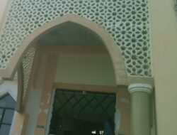Menelan Anggaran Ratusan Juta, Pembangunan Masjid Mendui Ternyata Melenceng Dari Waktu Yang Ditentukan