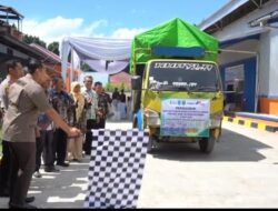 Bupati M. Syukur Luncurkan Bantuan Pangan Untuk 18.679 Warga