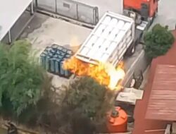 Mobil Gas Meledak, Rumah Makan Sambel Hejo Sambel Dadak Grand Kemala Lagoon Bekasi Ludes Terbakar