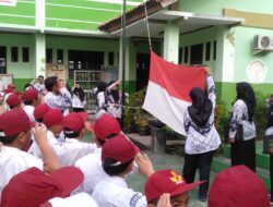 Upacara Hari Guru Nasional 2025 SDN IV Jakasampurna Bekasi Dimeriahkan Acara Vocal Murid