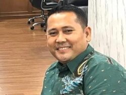 Bupati Merangin H. M. Syukur, Selamatkan Mahasiswa dari Putus Kuliah