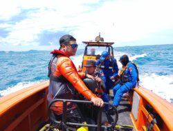 Penumpang Lompat ke Laut dari KMP Dorothy, Petugas Lansung Lakukan Pencarian di Perairan Sangiang