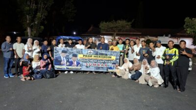 Turut Berdonasi, Bupati M. Syukur Lepas Keberangkatan Bantuan PKDP untuk Korban Bencana Sumbar